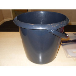 http://www.accesstoretail.com/uploads/partimages/SDC11503 Bucket_250.jpg